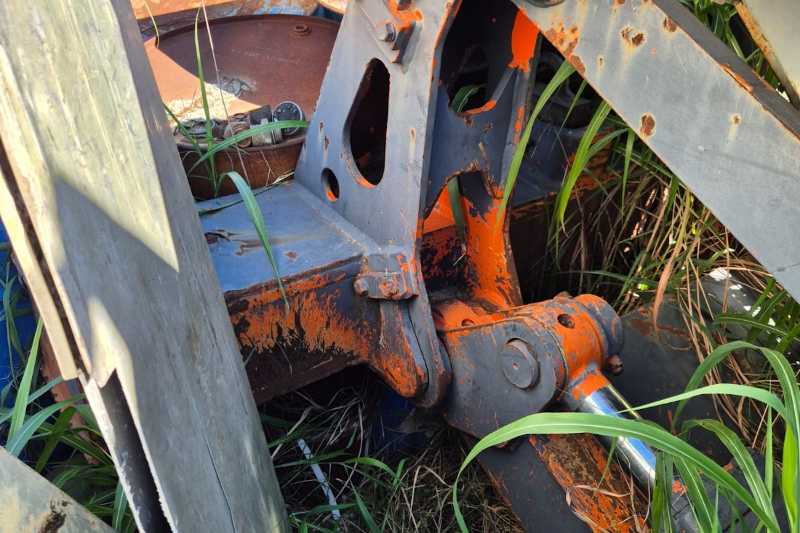 OmecoHub - Immagine NEW HOLLAND D180